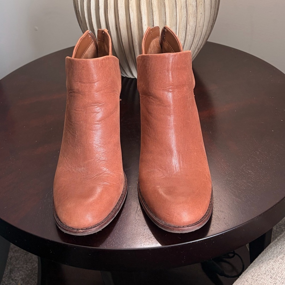 Gianni Bini Brown Ankle Booties